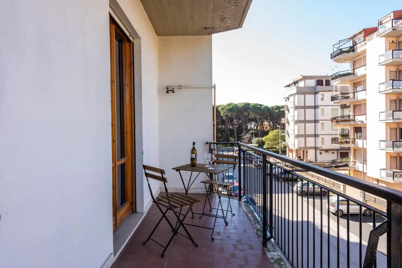 Appartamento Clara 12 Follonica Italy